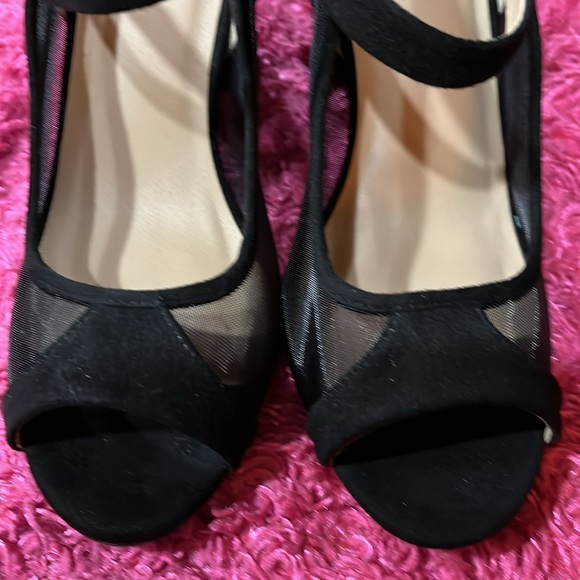 NWOT C COMFORT BLACK WOMAN’S  HEELED PEEPTOE, MESHED SIDE SIZE (9W) - Picture 3 of 12